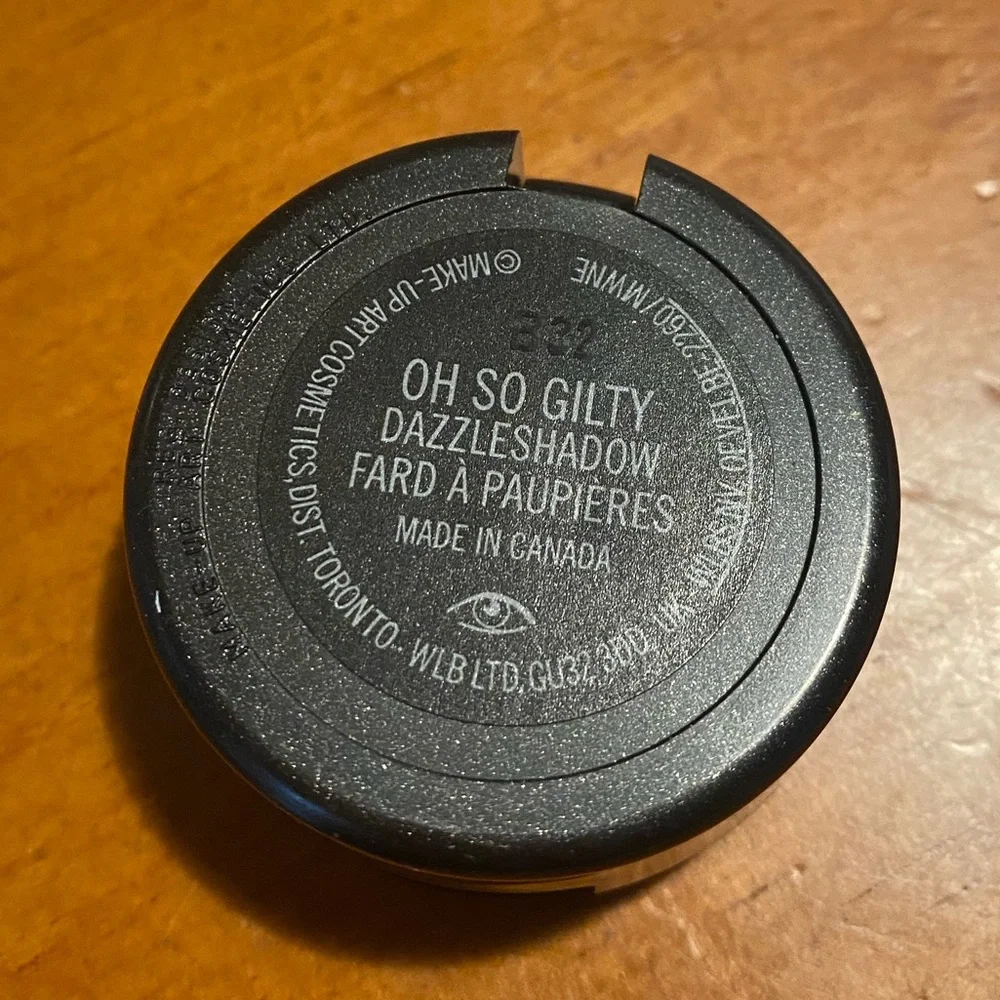 MAC Dazzleshadow Eyeshadow Oh So Gilty